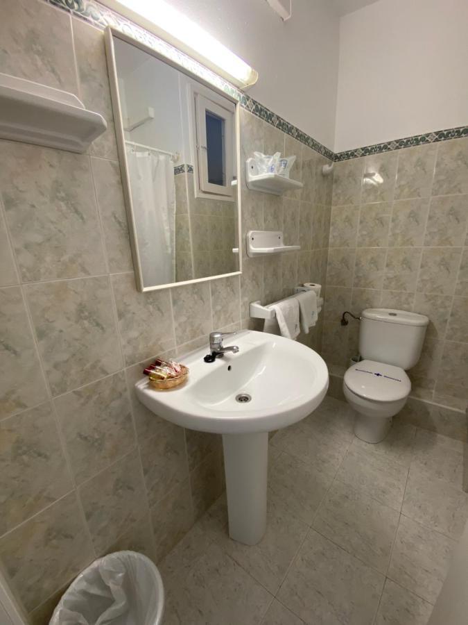 Hostal Pitiusa Ibiza Eksteriør billede