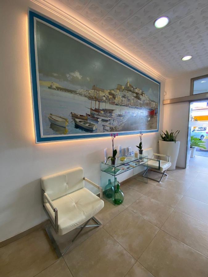 Hostal Pitiusa Ibiza Eksteriør billede